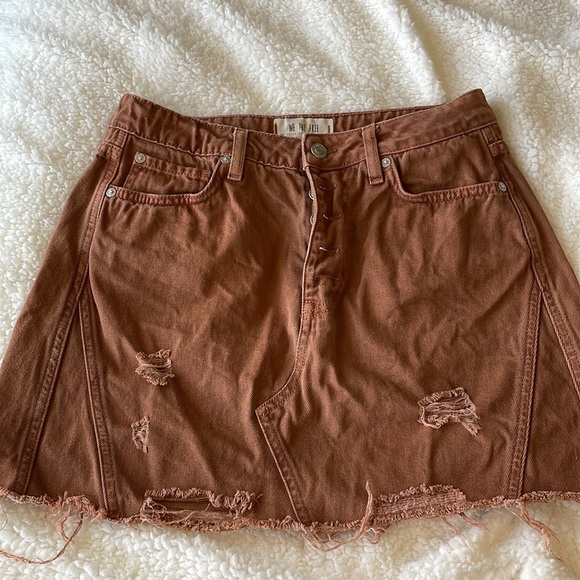 We The Free Tan Denim Jean Skirt Distressed Button Up Size 29 - Picture 1 of 6